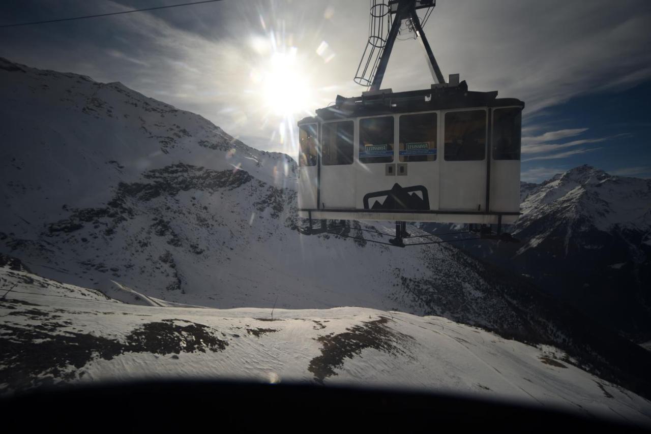Albergo Stelvio Бормио Экстерьер фото