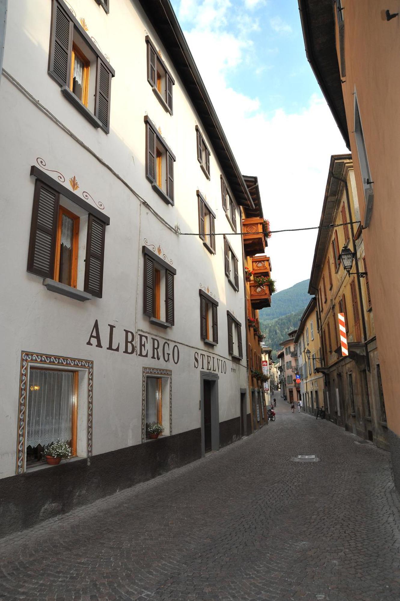 Albergo Stelvio Бормио Экстерьер фото