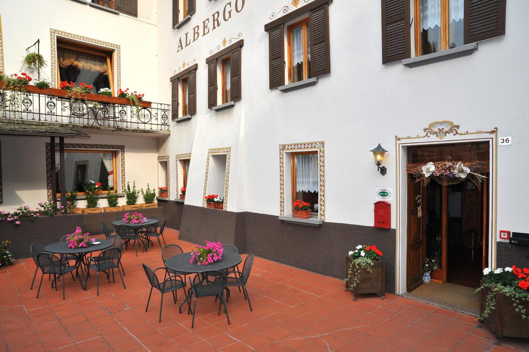 Albergo Stelvio Бормио Экстерьер фото