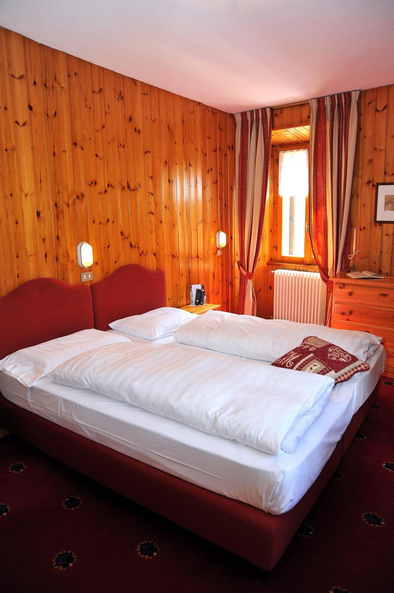 Albergo Stelvio Бормио Экстерьер фото