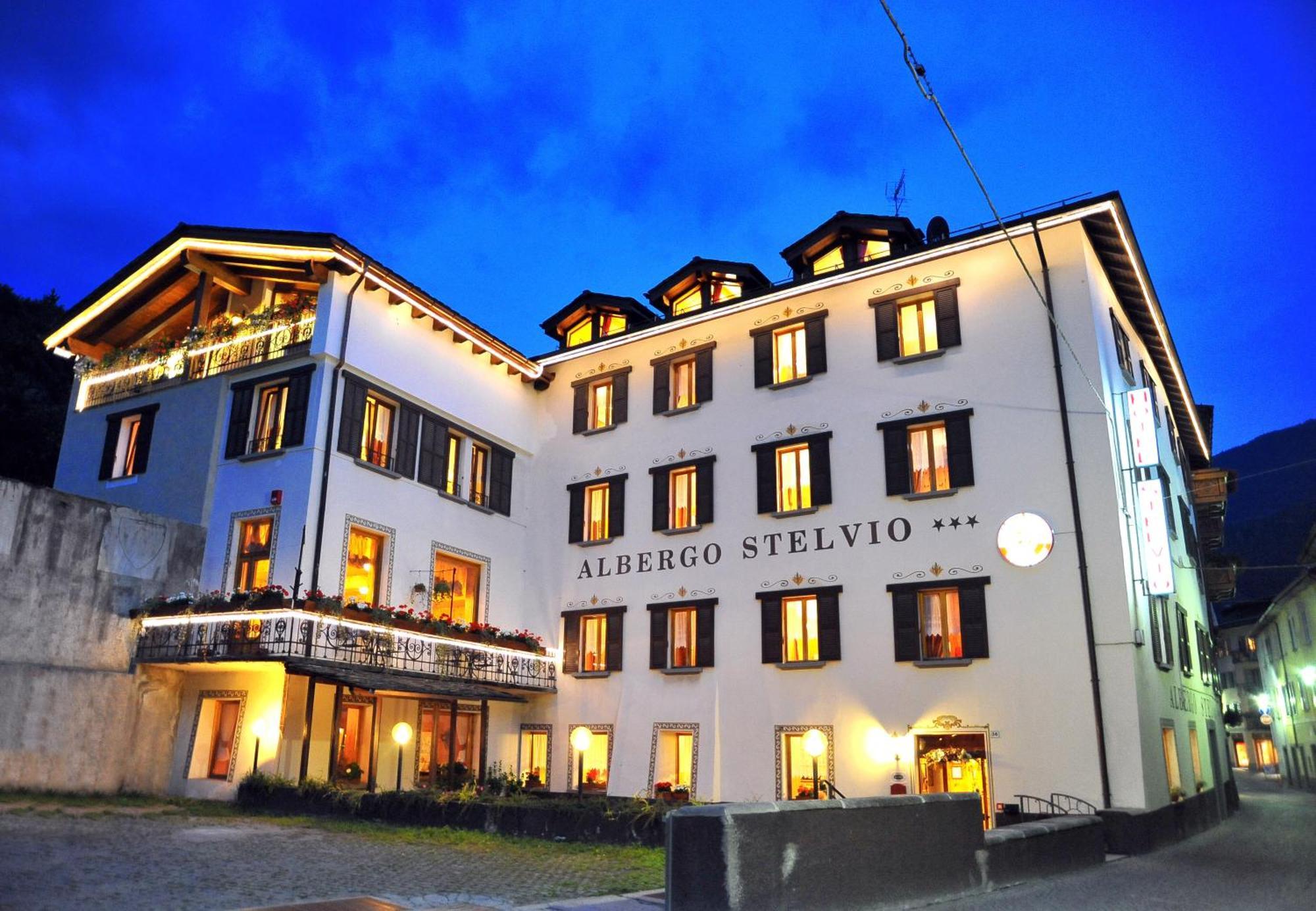 Albergo Stelvio Бормио Экстерьер фото