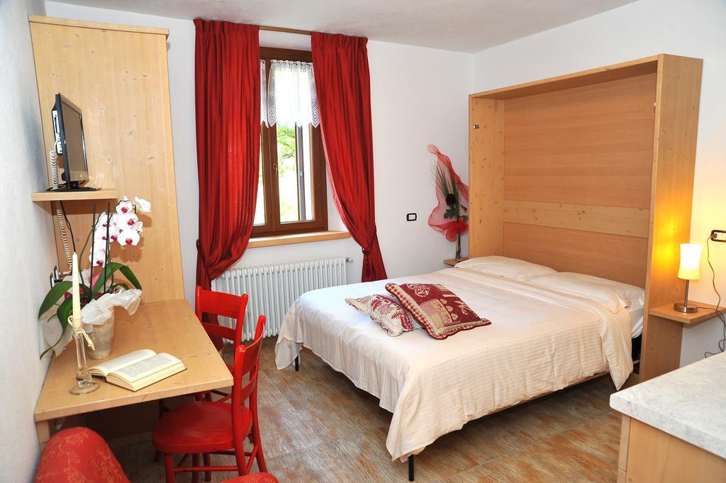 Albergo Stelvio Бормио Экстерьер фото